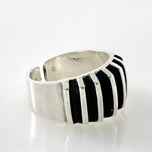 Ring, model "Ridged", by Anna Greta Eker at PLUS. Scandinavian Mid Century Modern Jewelry manifests itself in simplicity of lines and contrast of shades.