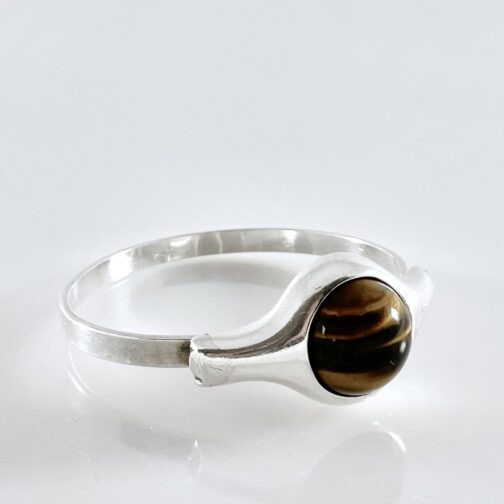Silver bracelet by Astri Holte