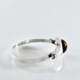 Silver and Tiger’s Eye bracelet by Astri Holte
