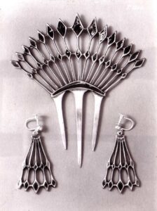 BDA Set of hairpiece and earrings, sterling silver with enamel, executed at Uni David-Andersen's workshop, 1962.