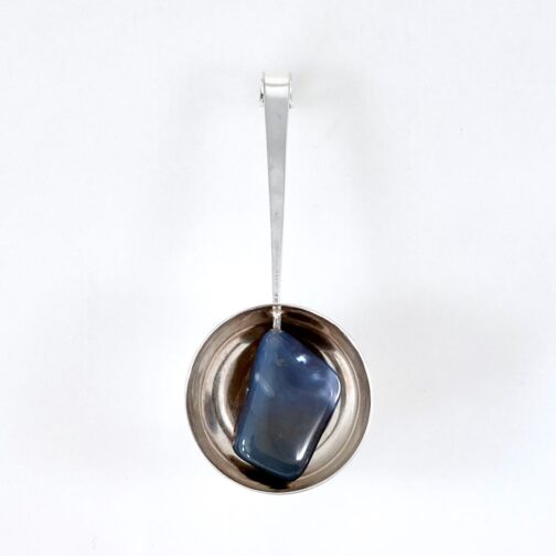 Erling Christoffersen silver pendant with agate. Extreme expression in familiar forms, created into a harmoneous whole. To be worn with a necklace or a neck ring, both equally appropriate.