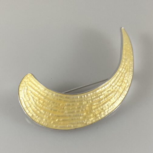Yellow crescent by Grete Prytz Kittelsen. Her very characteristic Half Moon/Crescent brooch. Scandinavian Mid Century Modern Jewelry from a master!