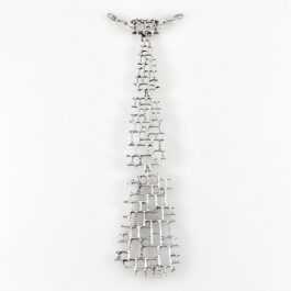 Silver tie by Studio Else and Paul